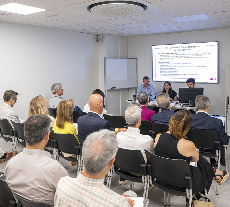 òrgans de govern ACRA